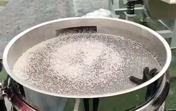 旋振篩試機(jī)(塑料顆粒)